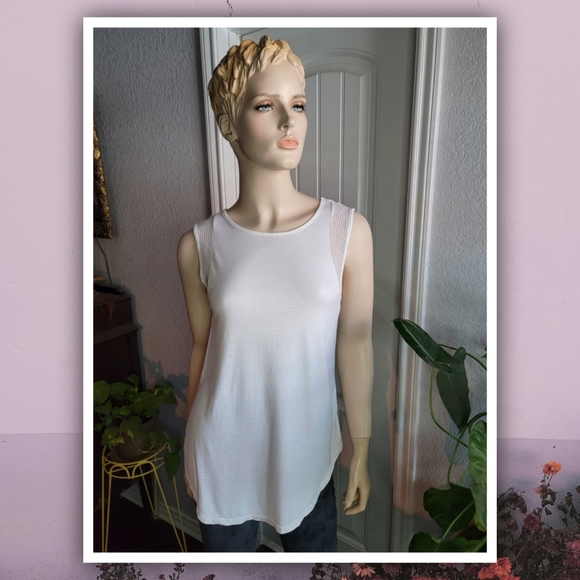 Old Navy women's white sleeveless tunic tank top pullover with mesh armh… - Picture 6 of 8